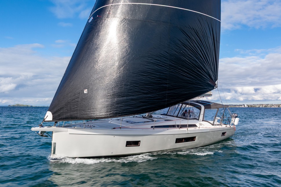 Beneteau Oceanis 51.1 8