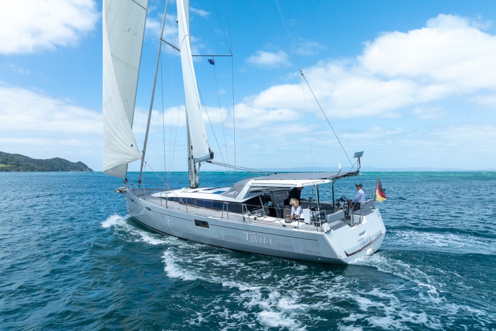 Beneteau Sense twice 02