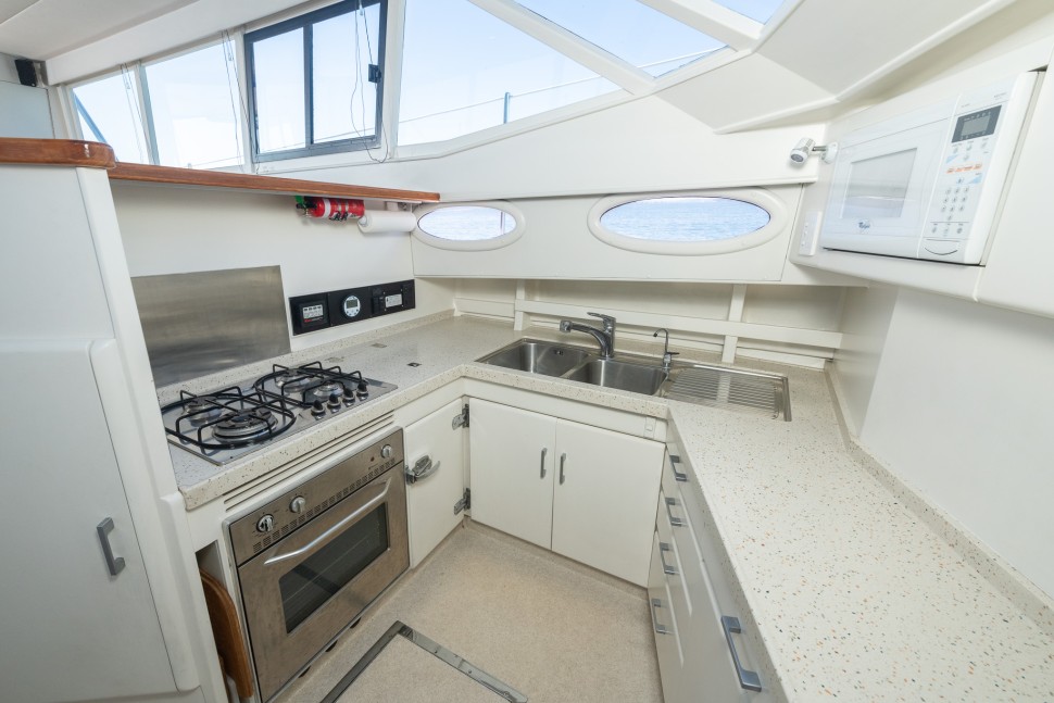 Don Webb 17.5m Richochet 12 Galley