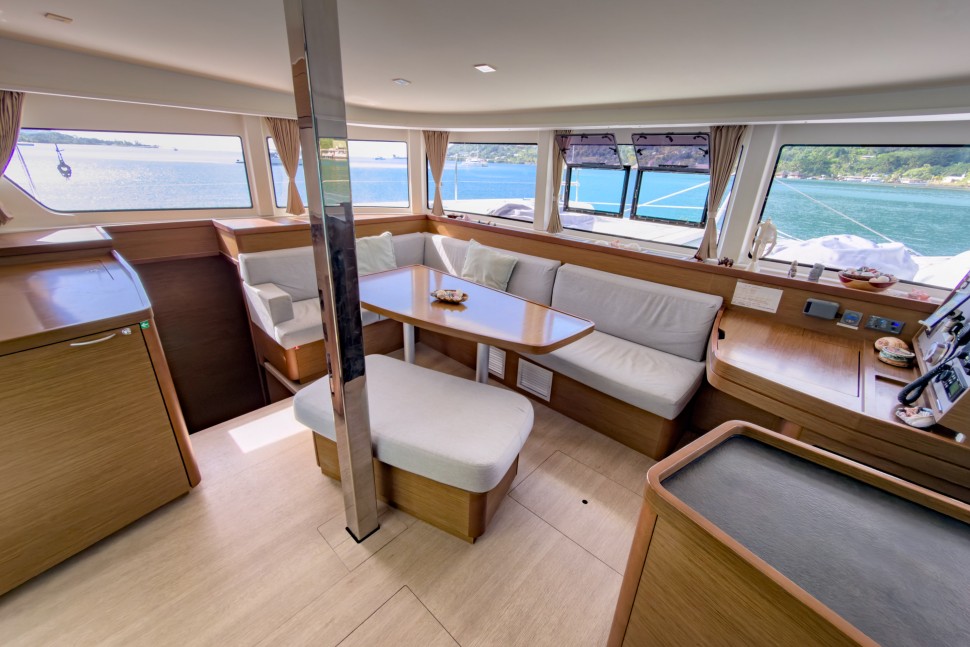 LAGOON 42 OWNER 3CABINS 11