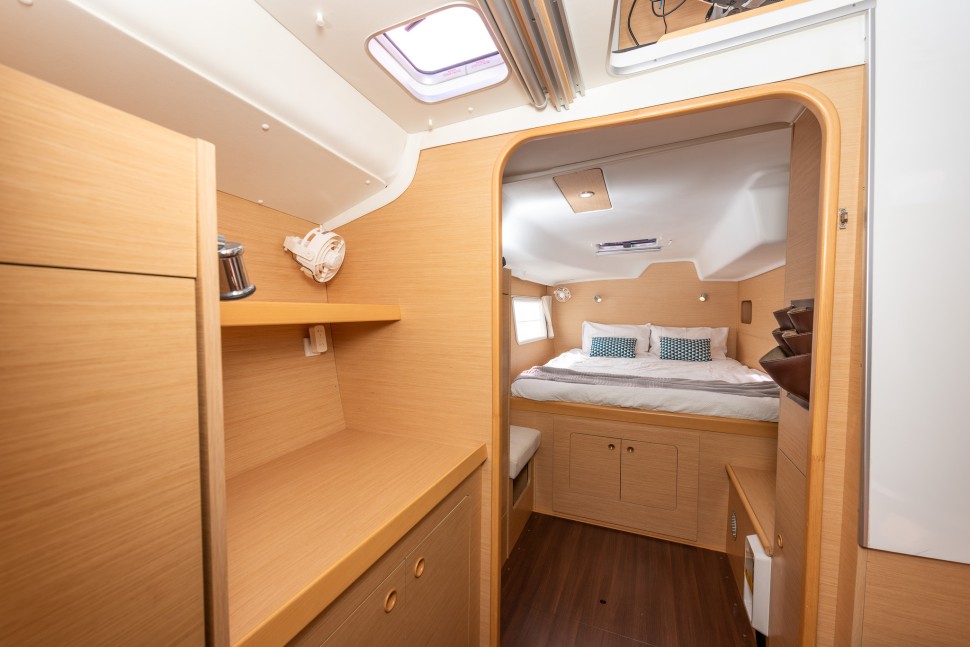 Lagoon 380 215 cabin owners version