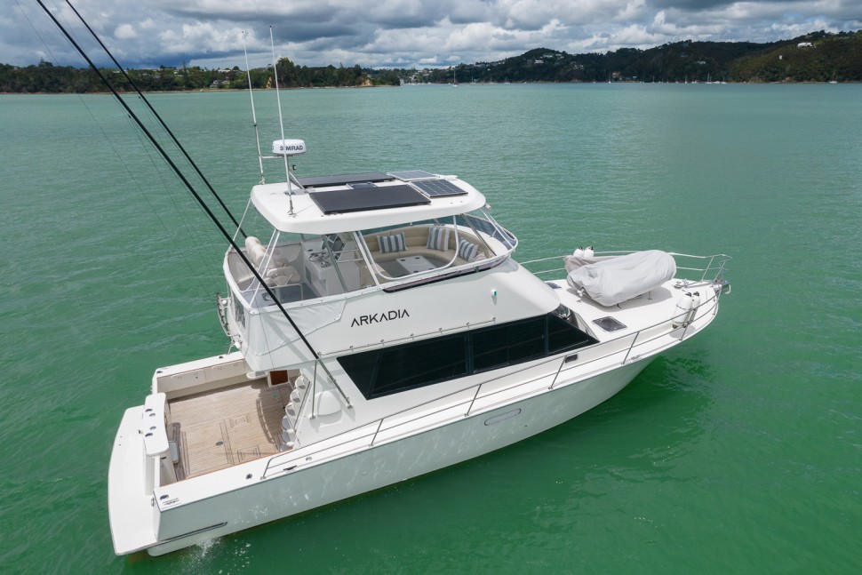 don senior arkadia 05 aerial quarter flybridge