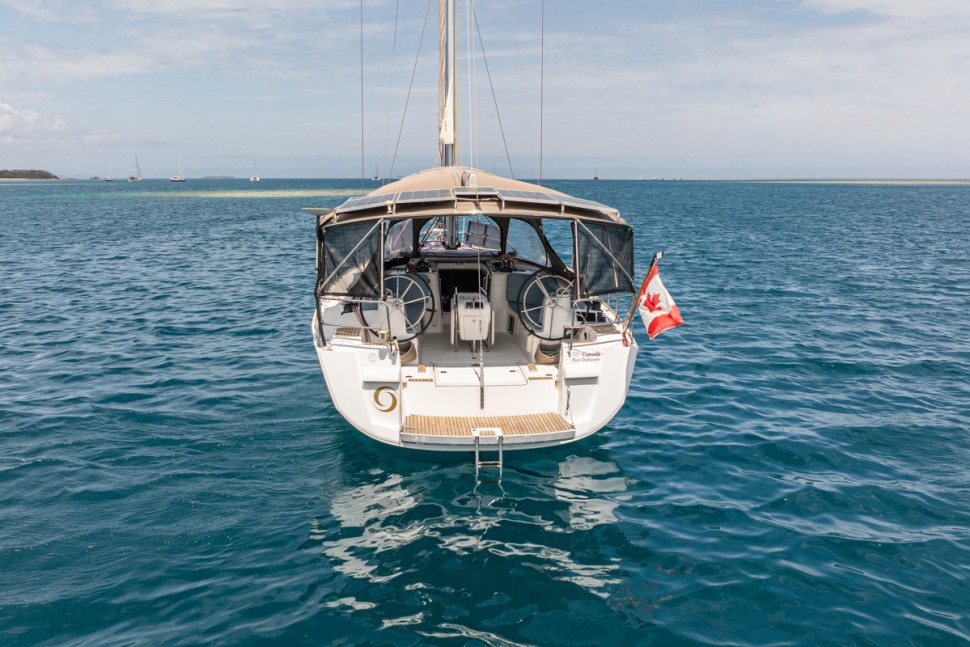 jeanneau sun odyssey 469 08 stern view anchored