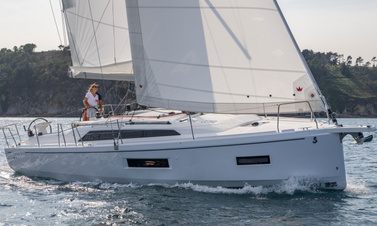 Beneteau Oceanis 37.1