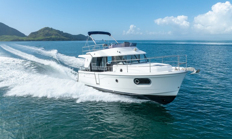 Beneteau Swift Trawler 30 1