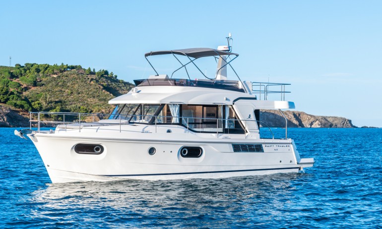Beneteau Swift Trawler 41 Fly 38