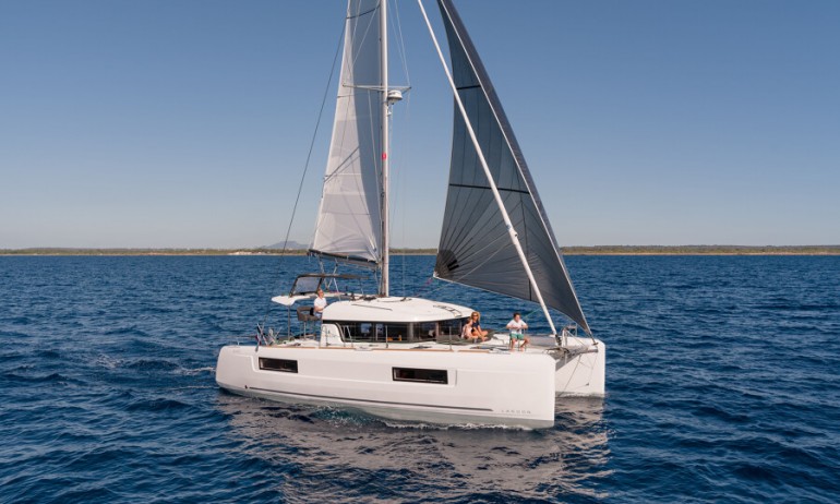 Lagoon 40