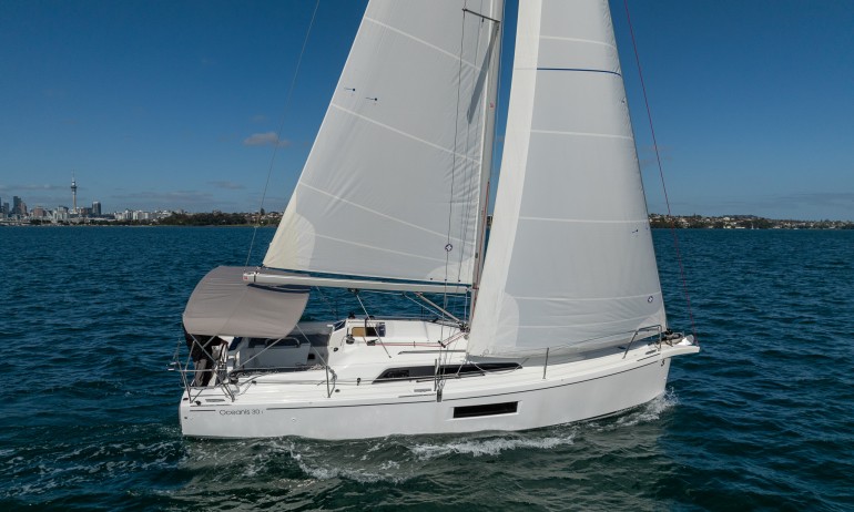 Oceanis30.1.jpg