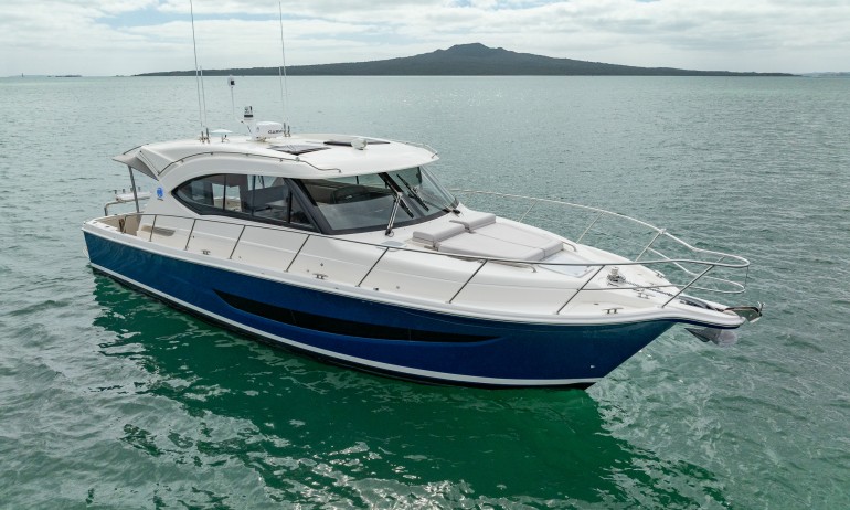 Riviera 395 Hey Jude - For Sale