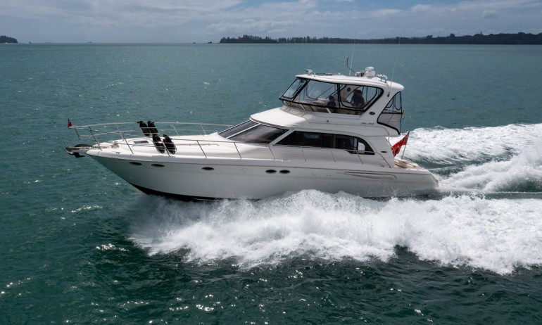 Sea Ray 480 1