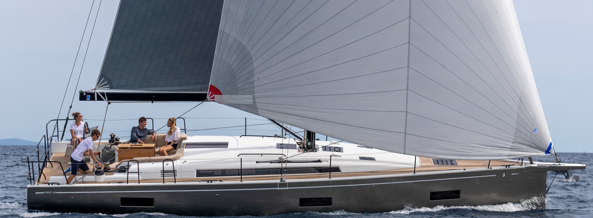 Beneteau FIRST 44 