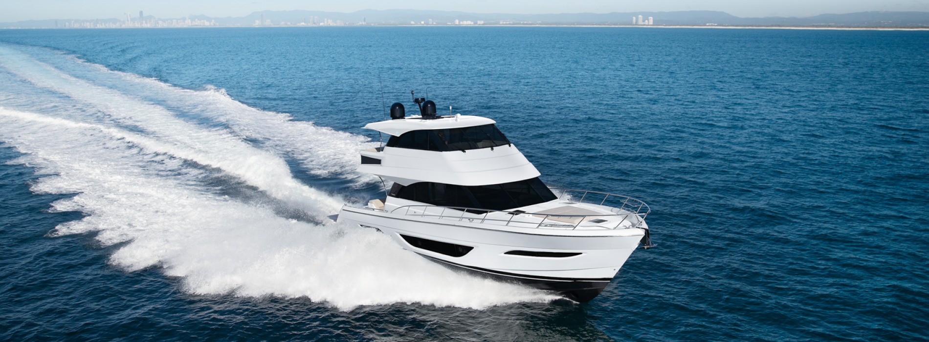 Maritimo 60