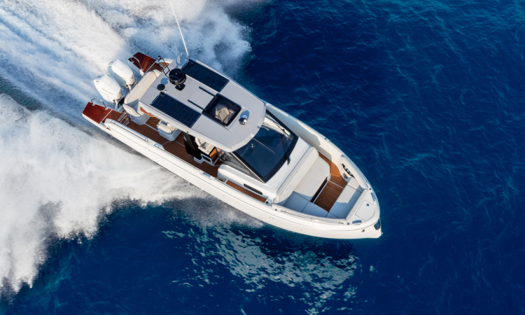 BENETEAU GRAN TURISMO 35 EXTERIOR