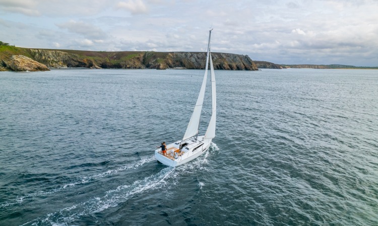 Beneteau Oceanis 38.1 2