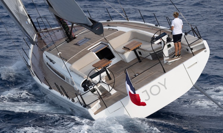 FIRST 60 IMAGE EXTERIOR 4