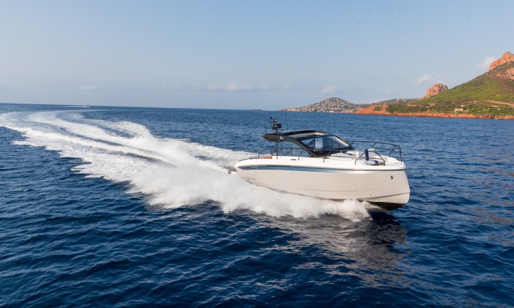 GRAN TURISMO 40 ALPINE IMAGE EXTERIOR 3