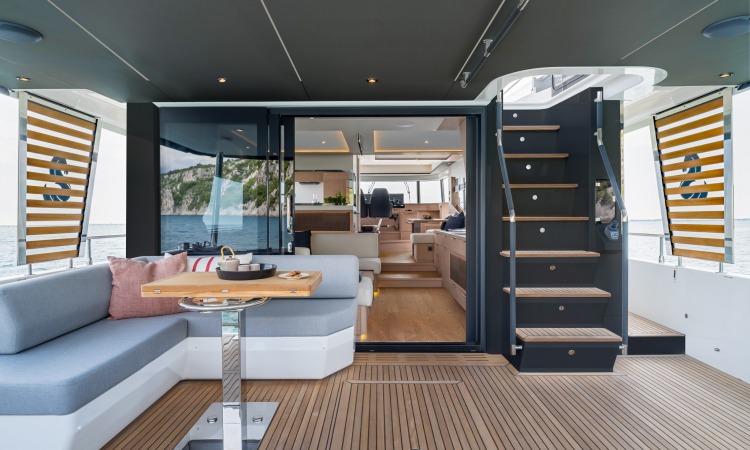 Grand Trawler 63 27