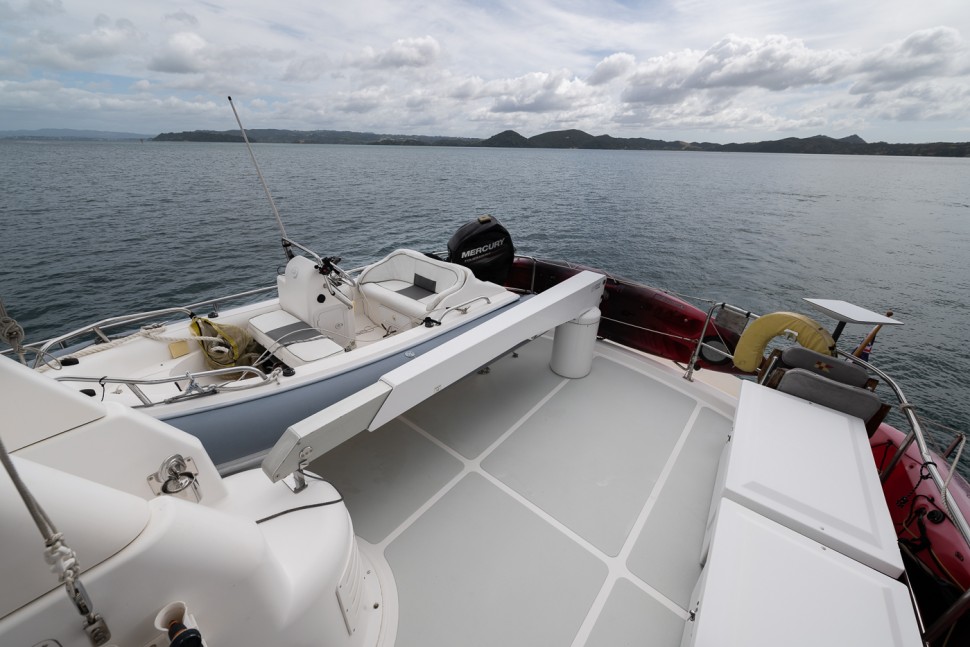 01 nordhavn 47 southern star foredeck anchor windlass