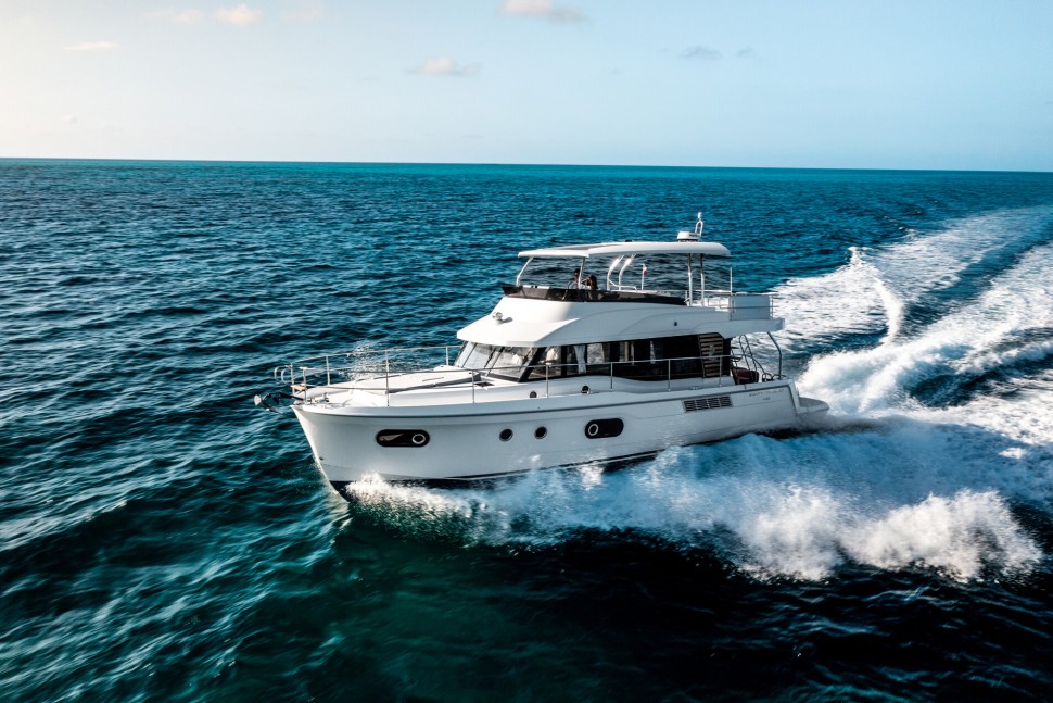 04 beneteau swift trawler 48 starboard profile running