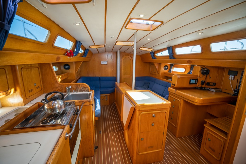 15 ovni 395 rocksteady salon dinette nav