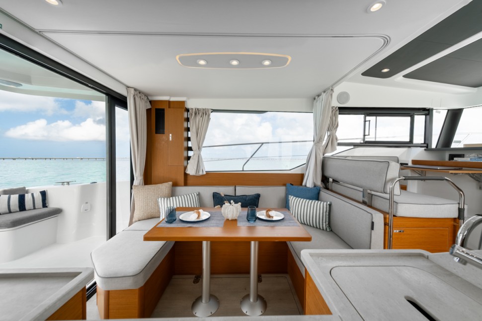 16 swift trawler 37 flybridge interior salon dining table