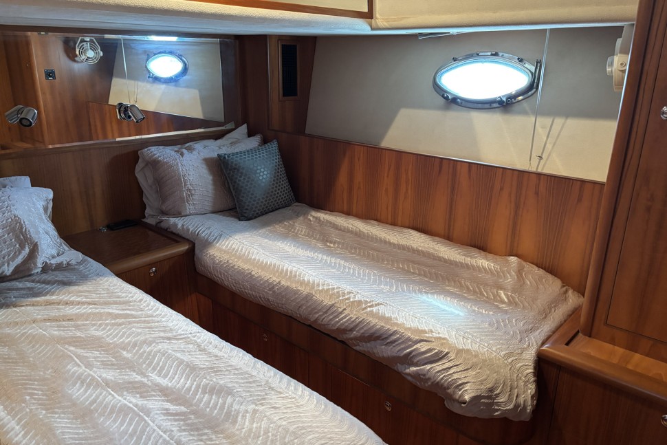 2 Activa 5800 Freedom Cabin2