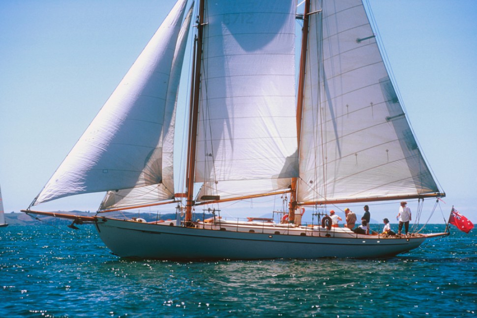 Alden Schooner 31