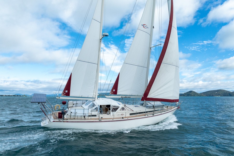 Amel Super Maramu 2000 SeaBean 10