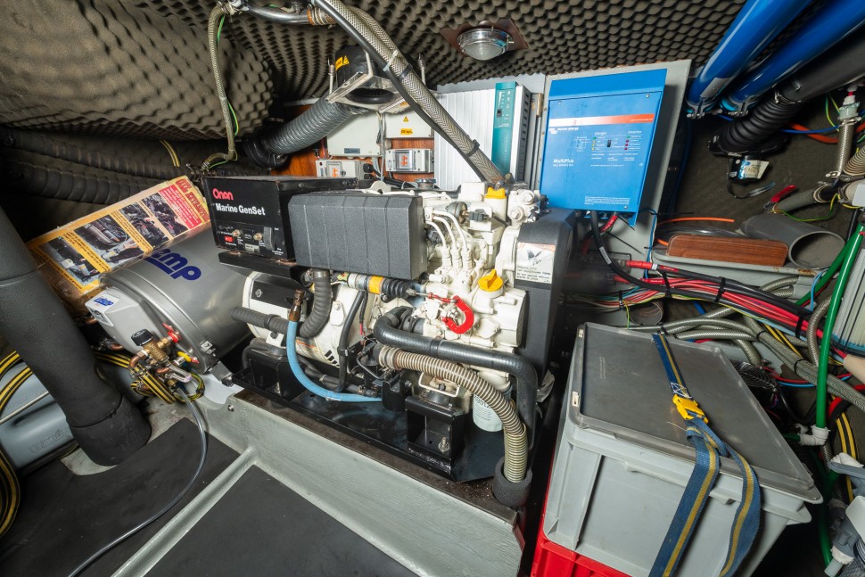 Amel Super Maramu 2000 SeaBean 200