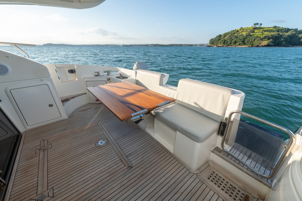 Azimut 43 Flybridge 12