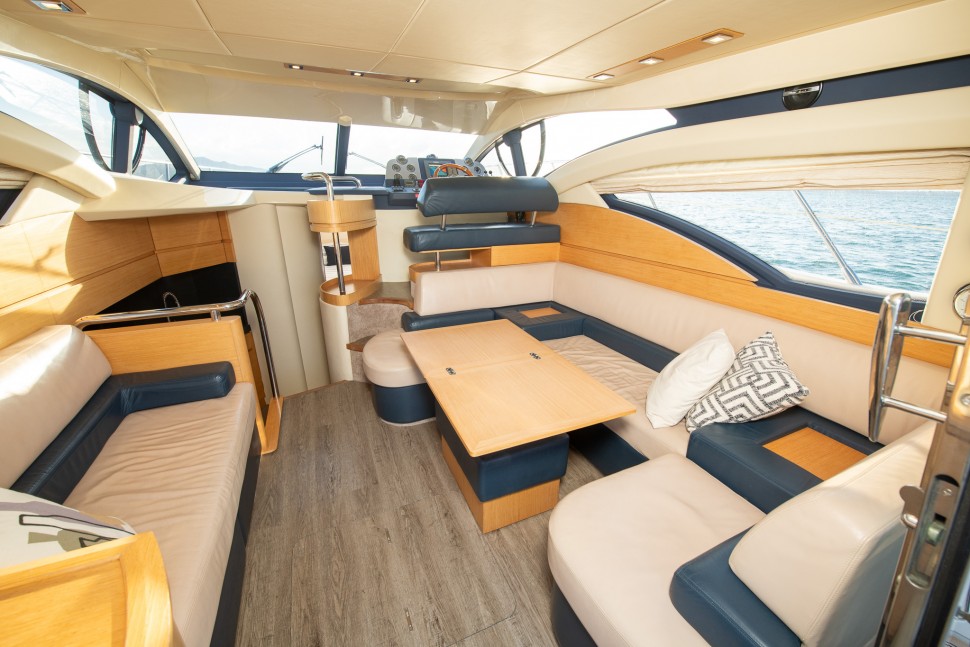 Azimut 43 Flybridge 14