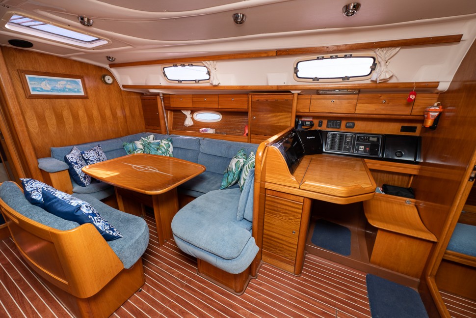 Baveria Crusier 42 12