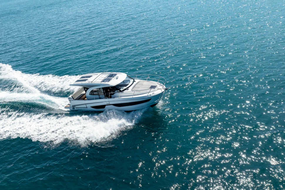 Beneteau Antares 11 4