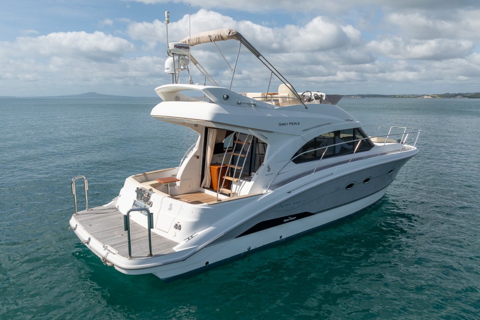 Beneteau Antares 42 06