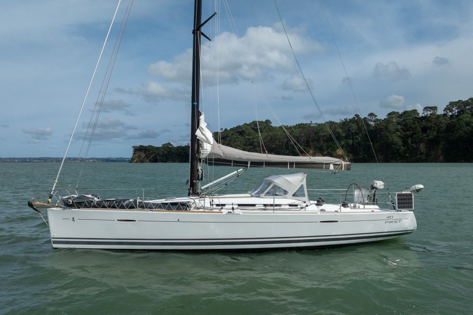 Beneteau First 40 19