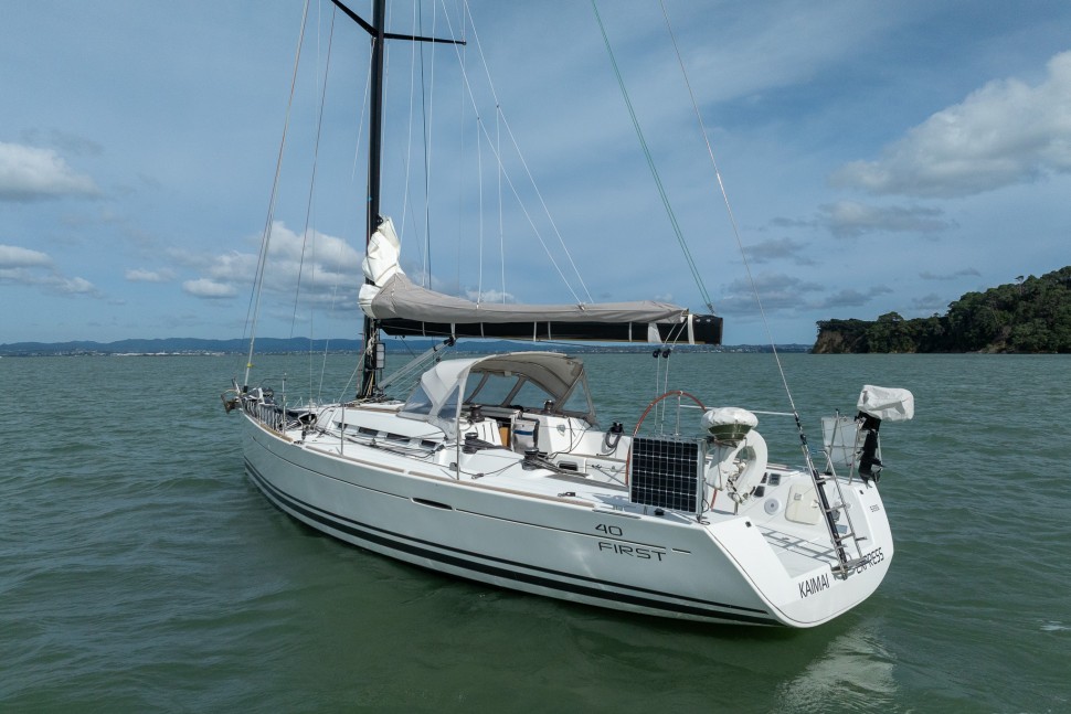 Beneteau First 40 8
