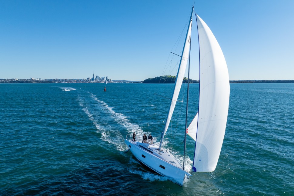 Beneteau First 44 4 exterior2