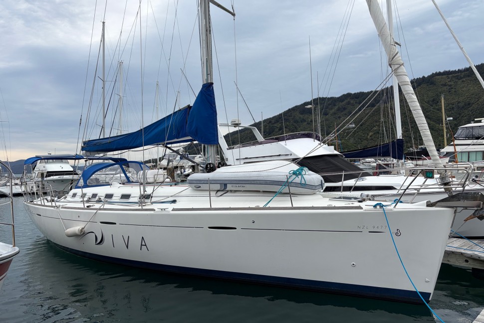Beneteau First 47.7 1 Exterior