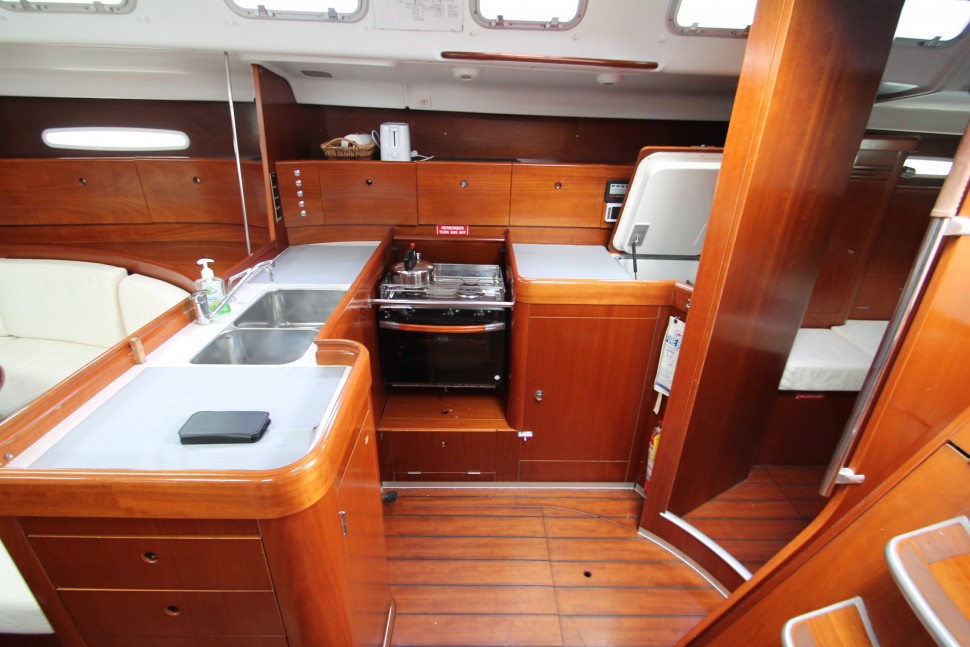 Beneteau First 47.7 8 Galley