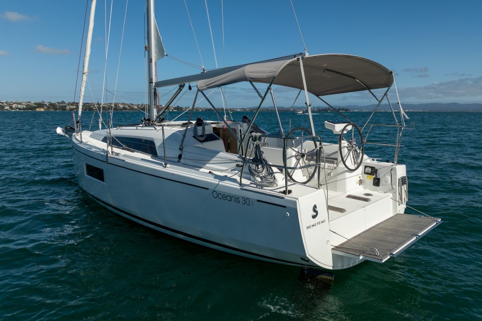 Beneteau Oceanis 31.1 3