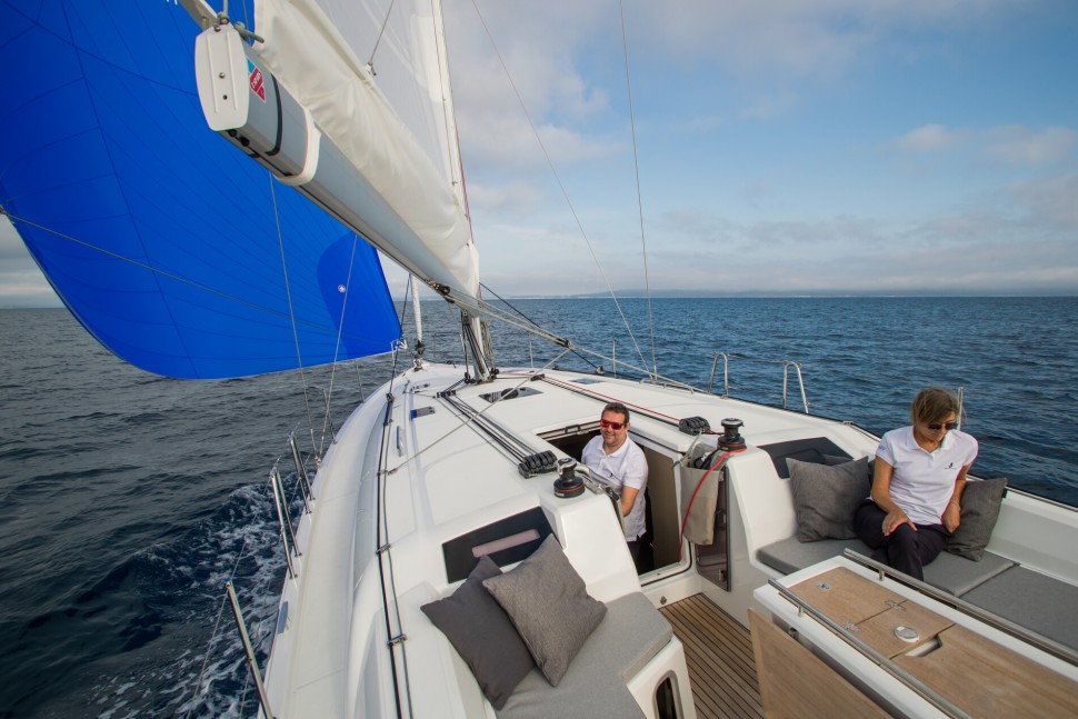 Beneteau Oceanis 40.1 12