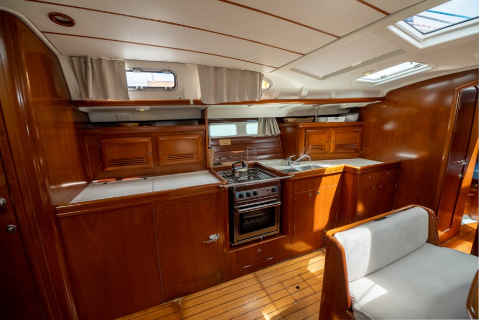 Beneteau Oceanis 473 10