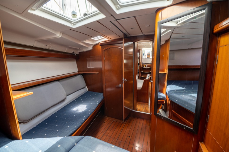 Beneteau Oceanis 473 12