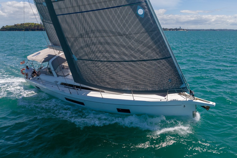 Beneteau Oceanis 51.1 3 exterior
