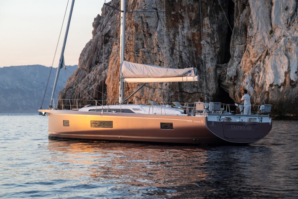 Beneteau Oceanis 52 Exterior 2