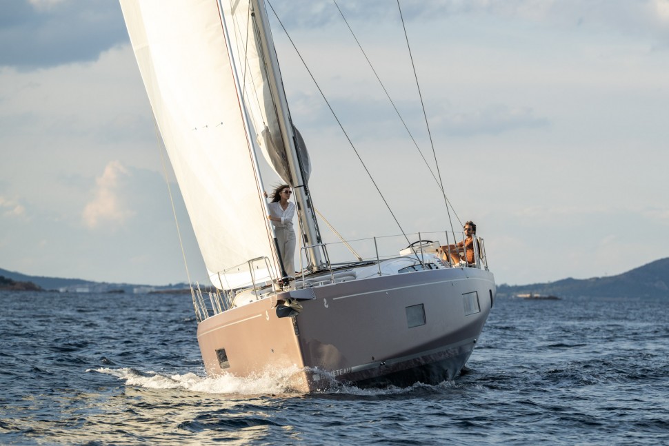 Beneteau Oceanis 52 Sailing 1