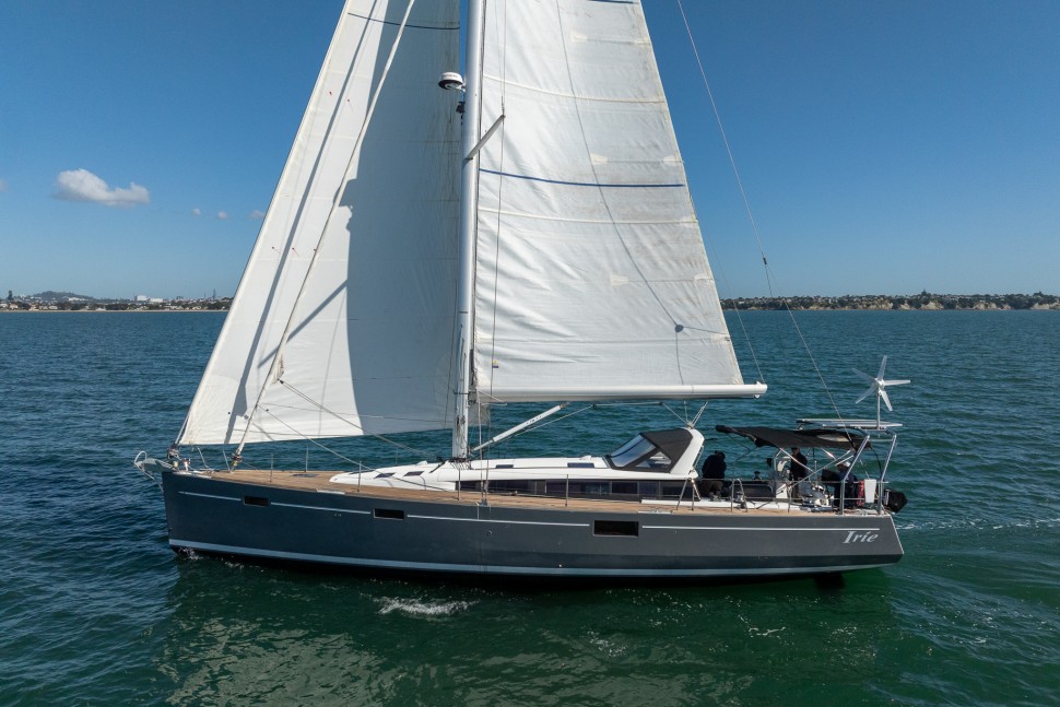 Beneteau Sense 50 04