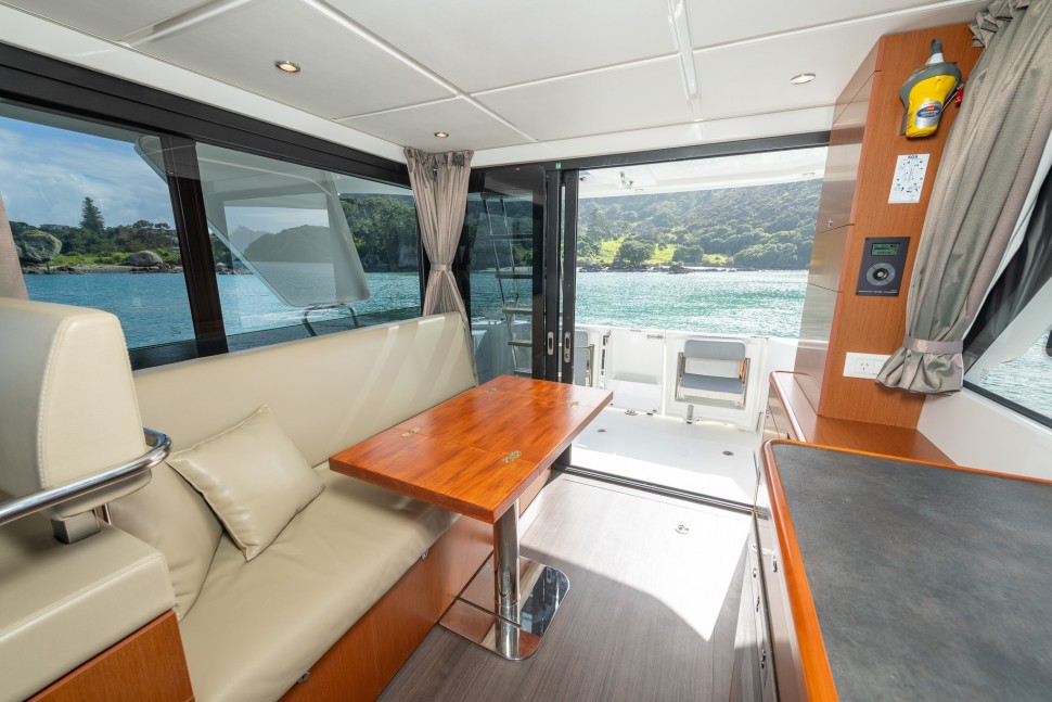 Beneteau Swift Trawler 30 13