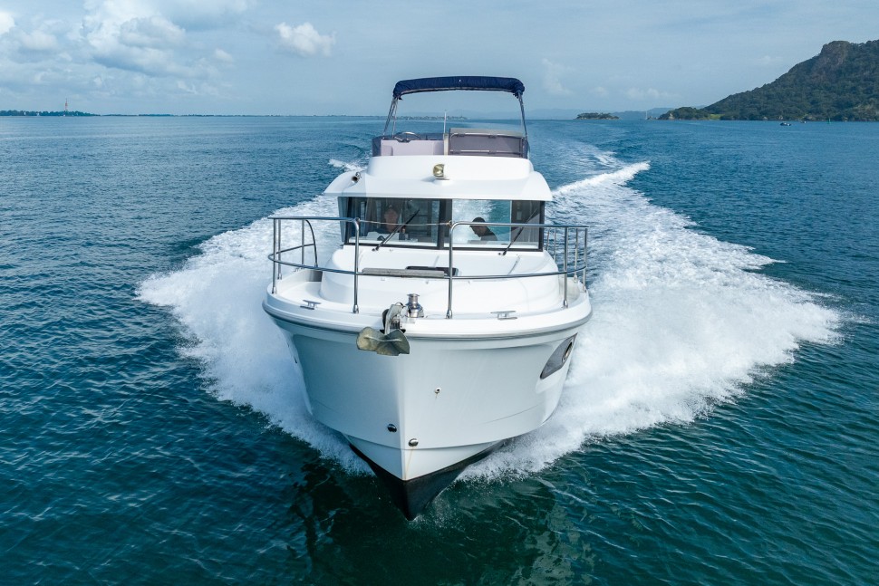 Beneteau Swift Trawler 30 3