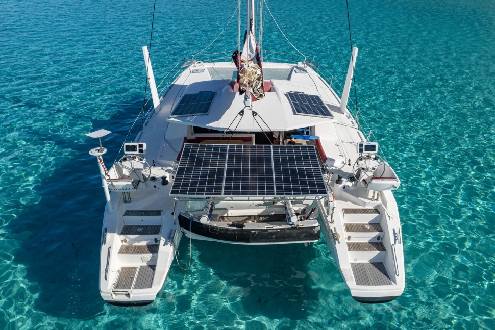 CATANA 50 OWNER 10